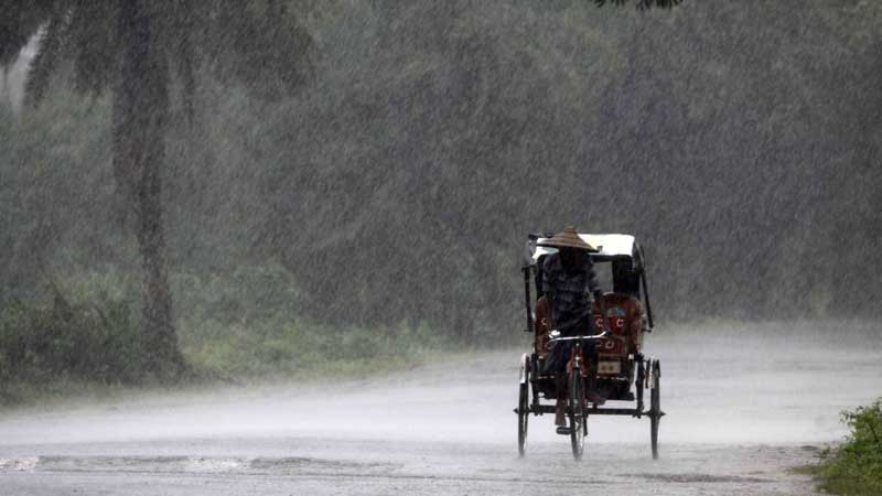 ‘তিতলি’র প্রভাবে ৭ বিভাগে ভারী বর্ষণের আশঙ্কা