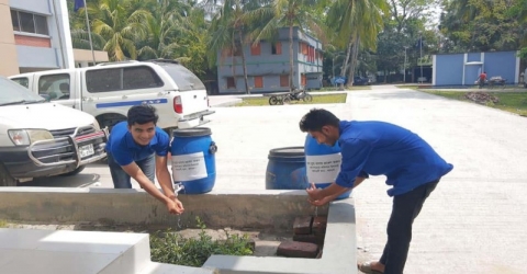 <small>করোনা ভাইরাস</small> আমতলী থানায় ঢুকতে বাধ্যতামূলক ধুতে হবে হাত