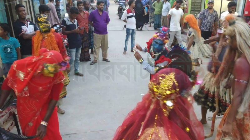 পাথারঘাটা থেকে বিলুপ্তির পথে হিন্ধুদের নীল পুজা!