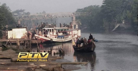 পাথরঘাটা, বরগুনার খেয়াঘাটগুলোতে অতিরিক্ত ভাড়া আদায়ের অভিযোগ