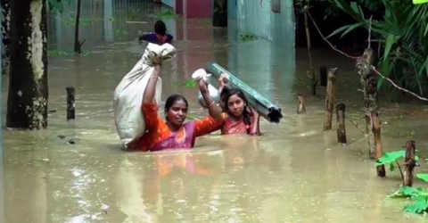 পানিবন্দি মানুষের দুর্ভোগ চরমে