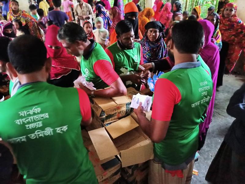 করোনা ভাইরাস প্রতিরোধে সচেতনামূলক প্রচারণা, ত্রাণ ও খাদ্য বিতরণ